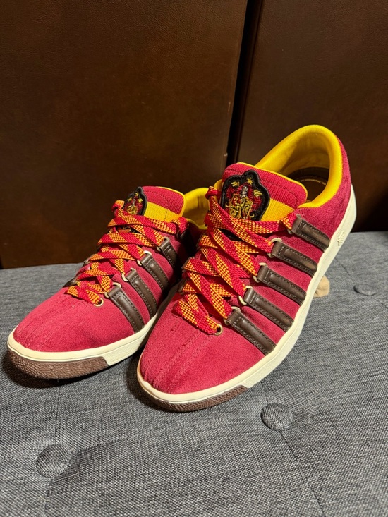 K-swiss Harry potter classic Shoes - K-Swiss x Harry Potter Classic 2000 Gryffindor Sneakers - Women's Size 6